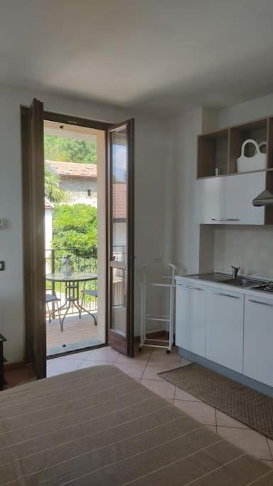 Appartamenti Regina Lake Como Dorio Exterior foto