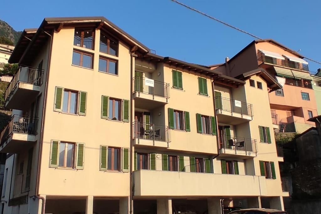 Appartamenti Regina Lake Como Dorio Exterior foto